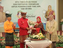 Semangat Kartini Pj Ketua TP PKK Safriati Safrizal: Perempuan Berkarya, Tangguh, dan Berperan Penting di Masyarakat