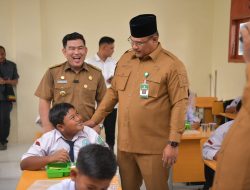 Pj Gubernur Safrizal Cek MBG di SMP dan SMA