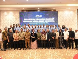 Safrizal ZA Dianugerahi Garda Kemanusiaan JMSI Aceh