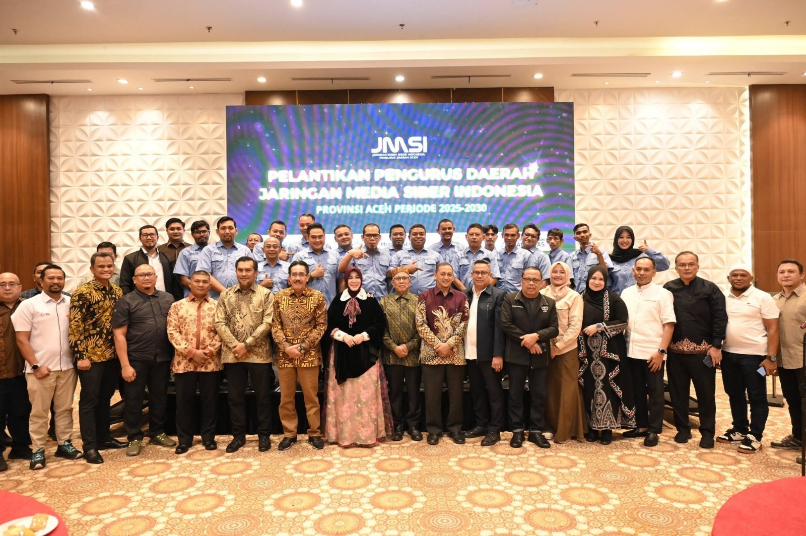 Safrizal ZA Dianugerahi Garda Kemanusiaan JMSI Aceh